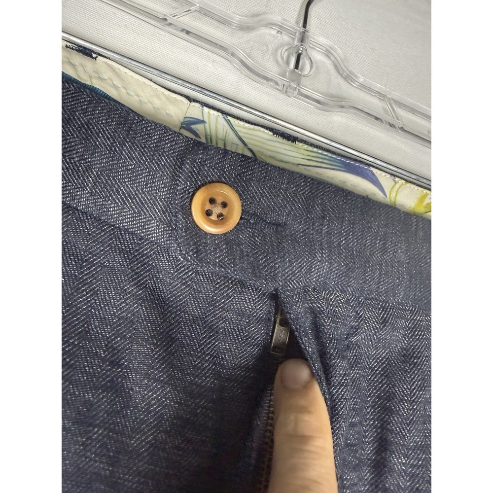 Tommy Bahama Beach Linen Blend Mens Pants Size 42x30 Gray Blue Herringbone Chino - Picture 3 of 7